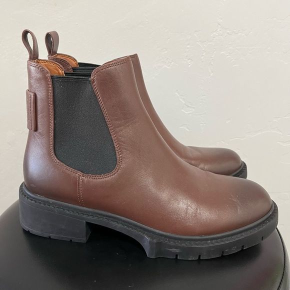 Coach Lyden Lug Chelsea Leather Boot Brown Women's 8.5B - Picture 2 of 7